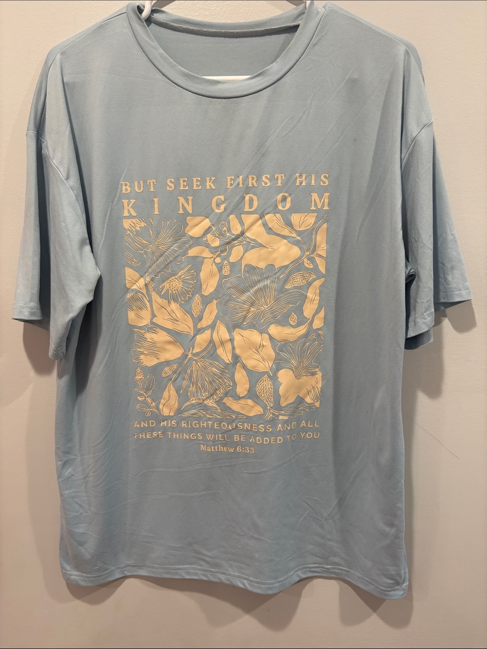 SHEIN Light Blue Short Sleeve Graphic Tee with Cream Floral Print